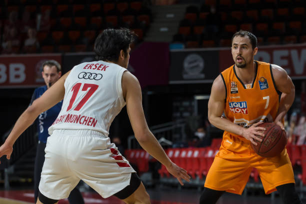 总会谨慎权 总会谨慎权