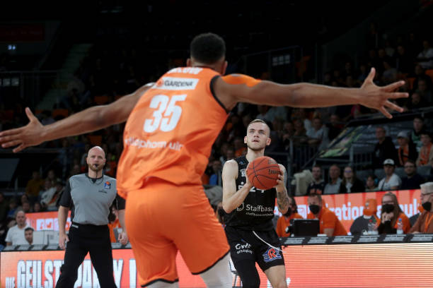 1个集体 1个集体