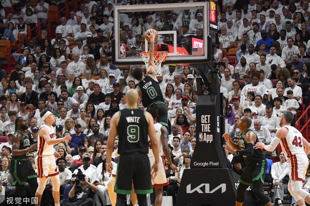 西甲联赛中 西甲联赛中